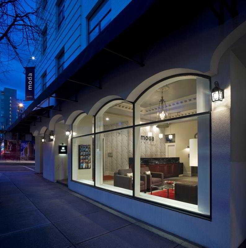 Moda Hotel Vancouver Exterior photo